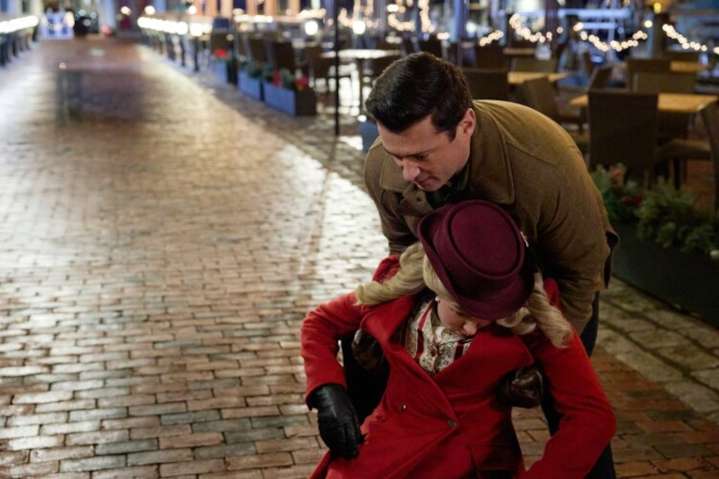 Hallmark to air ‘A Newport Christmas’ November 2, here’s how to watch