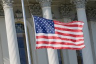 Funcionarios latinos enfrentan desafíos presupuestales para cumplir con su trabajo, revela reporte