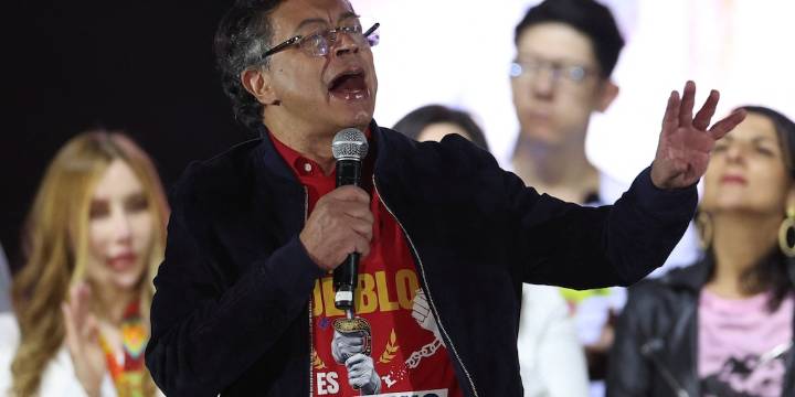 Gustavo Petro, el presidente colombiano de izquierda, se enfrenta a la ira de Trump y a las consecuencias en su país