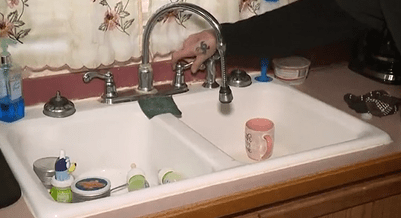 'There's nothing now'; Alexandria Mobile Home Park water comes back on, quickly shut back off