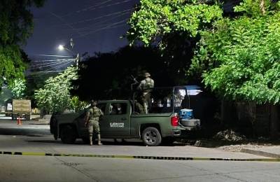 RESUMEN: 7 personas asesinadas y un auto…