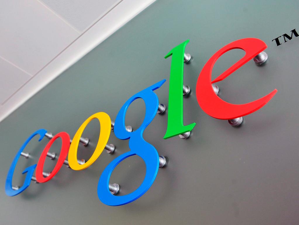 Google demanda en EE.UU. a estafadores que emulan a USPS o E