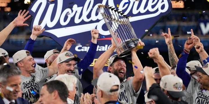 Smith’s homer in 11th lifts Dodgers over Blue Jays 5-4 to become first repeat champion in 25 years