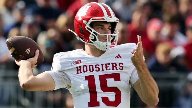 Indiana's Fernando Mendoza has signature moment in Heisman campaign