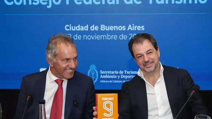 "Pichichi": Scioli sorprendió al presentar su propia yerba