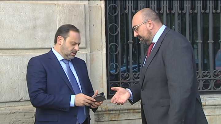 O Supremo cita a Ábalos e Koldo o 27 de novembro para revisar se os envía a prisión