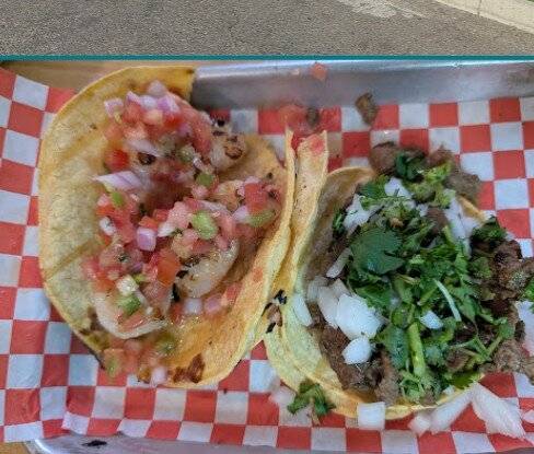 Wings and taco shop closes in downtown Chandler