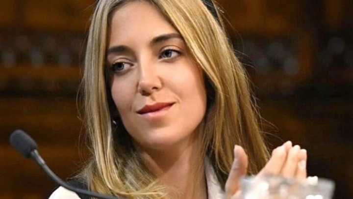 Allanan la exoficina de Ornella Calvete en el Ministerio de Economía