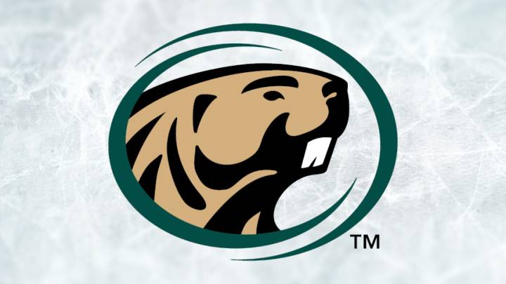 Mavericks score twice late to snub Beavers in series finale