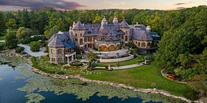 Wiegmann Auctioneers hosts ‘Dick and Deanna Freeland Estate #1′ auction