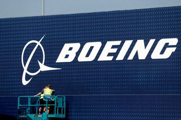 Boeing keeps up strong delivery pace in October