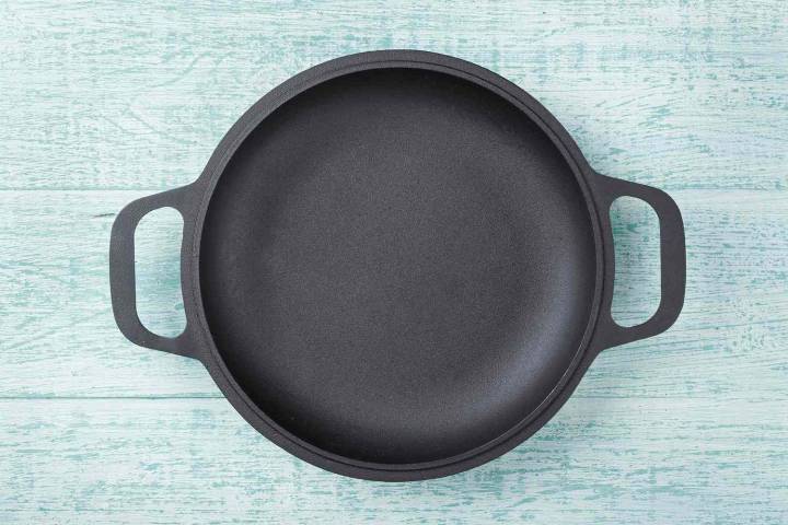 Can You Wash a Cast Iron Pan With Soap? Here's What Experts Say
