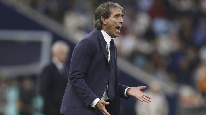 Guillermo Almada responde a las críticas en el fútbol español