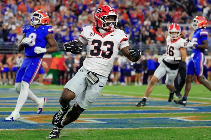 Deadspin | No. 5 Georgia looks for dominant effort at Mississippi St.