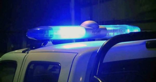 Terror en la escuela: alumno de 13 años atacó con una 'punta' a su compañera