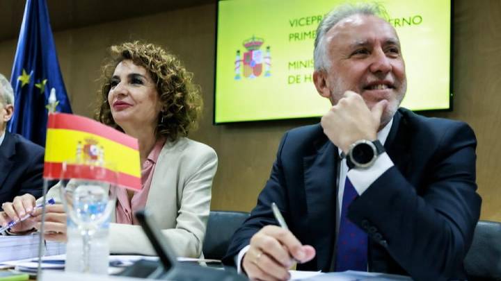 Hacienda ultima un modelo de financiación multilateral y bilateral a la vez para cumplir con Catalunya