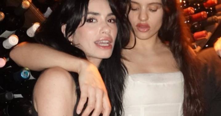 Las fotos del encuentro de Rosalía con Lali Espósito, Emilia Mermes y Úrsula Corberó en Buenos Aires