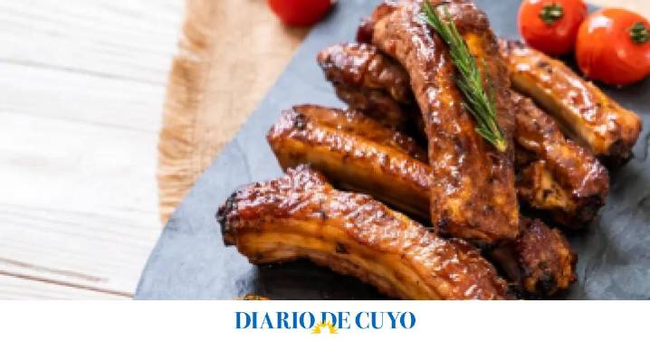 La carne barata que los cocineros eligen porque se despega del hueso sin esfuerzo