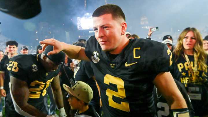 Vanderbilt at Tennessee odds, picks and predictions