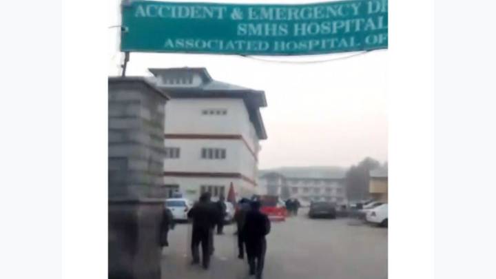 J-K: Counter-Intelligence Kashmir conducts raids across valley