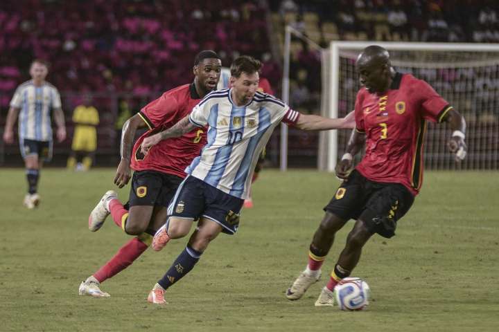 Argentina venció 2-0 a Angola en amistoso internacional en Luanda