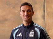 Scaloni y un mensaje a los jugadores de la Selección Argentina en su arribo a Angola antes del amistoso: "No hay nada que regalar, será duro"