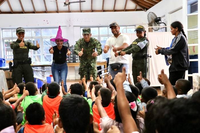 Panamá y Colombia llevan ayuda humanitaria en Necoclí