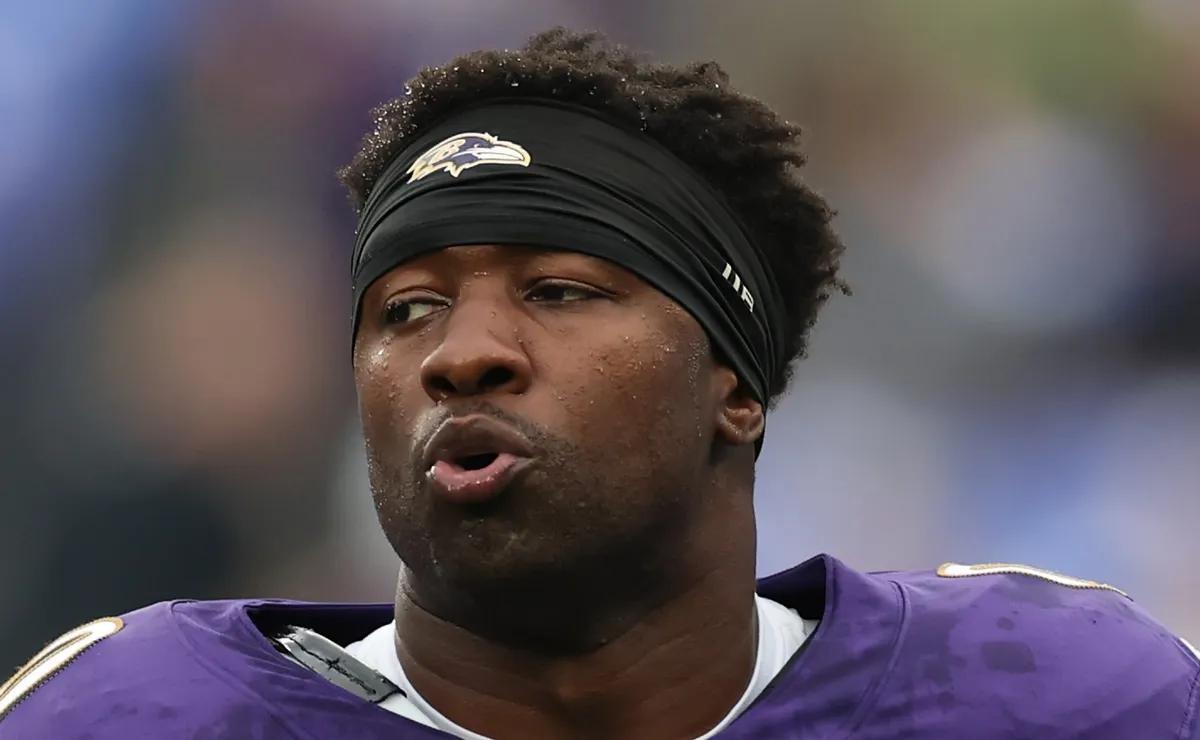 Roquan Smith hits Shedeur Sanders with a harsh rookie reminder after beating Browns