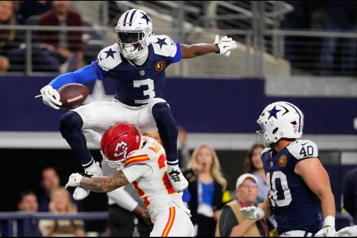 Dallas se mantiene con posibilidades de playoffs