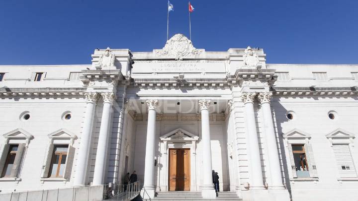 Gobierno y legisladores definen prioridades para actualizar el sistema normativo