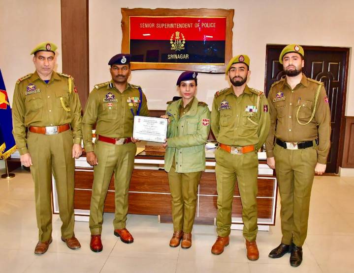 Srinagar Police declared best North Zone District for mobile recovery via CEIR Portal
