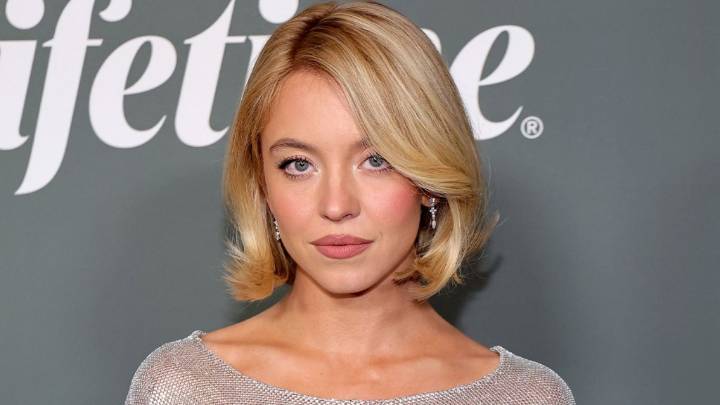Sydney Sweeney Says Donald Trump Weighing In On American Eagle Jeans Controversy Was "Surreal" & Backlash To Campaign "Didn't Affect Me"