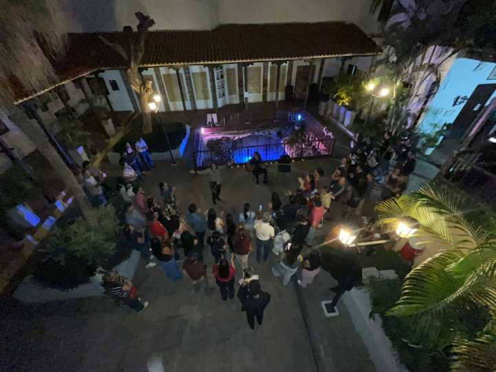 Triunfo Apoteósico: ‘Historias de Amor y Relatos Salvajes’ Encanta en la Casa de la Capitulación