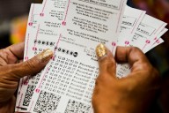 2 winning Powerball tickets sold in Pa.