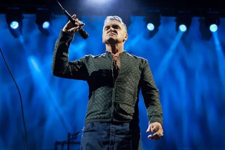 Morrissey cancela su concierto en Chile por “agotamiento extremo”: revisa el procedimiento para la devolución de dinero
