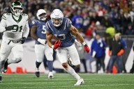 Deadspin | TreVeyon Henderson's 3 TDs send Patriots past Jets for 8th win in row