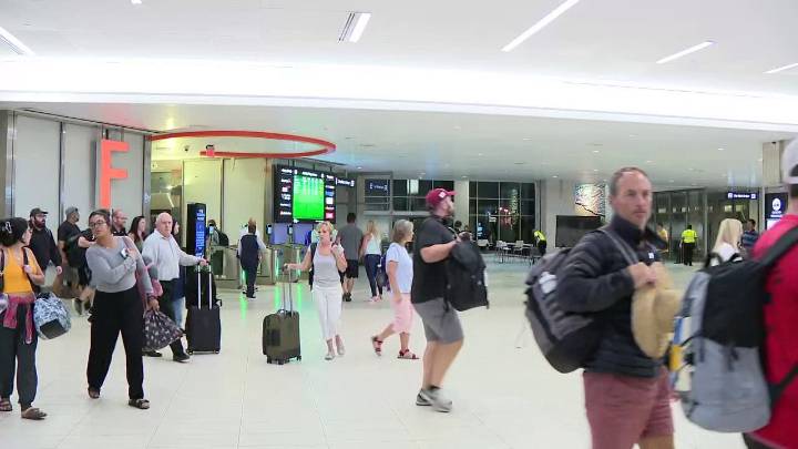 10% of flights in 40 U.S. busy airports will be canceled starting Friday