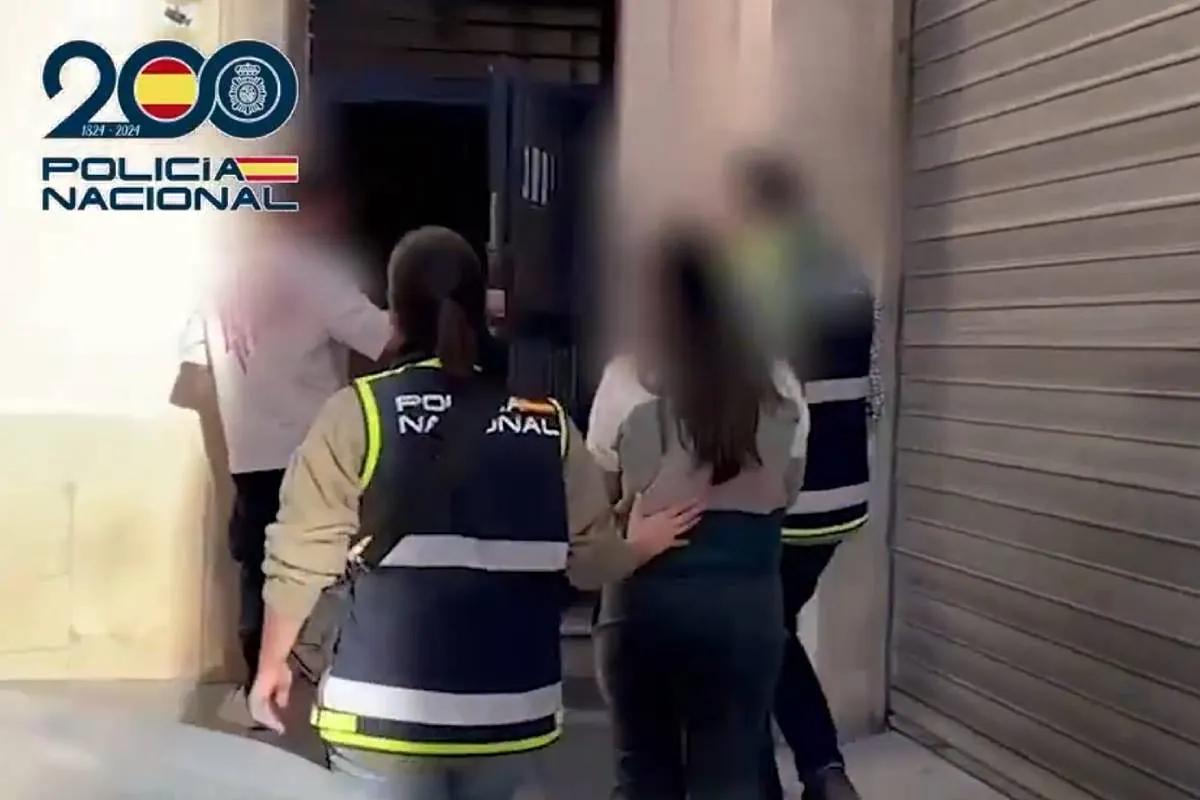 Detienen en Murcia a una mujer encargada de blanquear dinero de la banda del Tren de Aragua