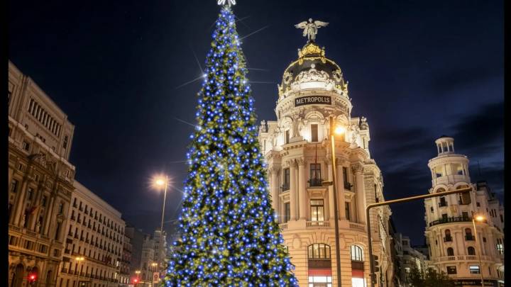 Así ha sido el encendido de las luces de Navidad en Madrid ante 150.000 personas