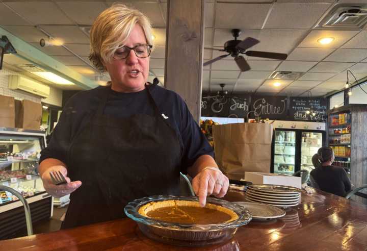 Sweet potato or pumpkin? The Thanksgiving pie debate