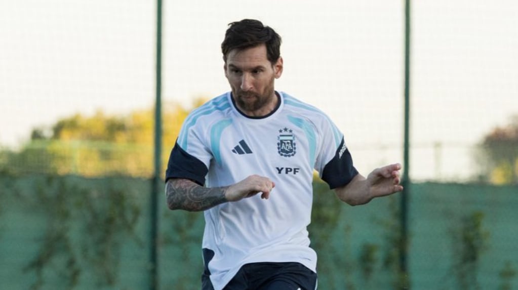 Tras la llegada de Lionel Messi, la Selección argentina entrenó por primera vez para el amistoso ante Angola