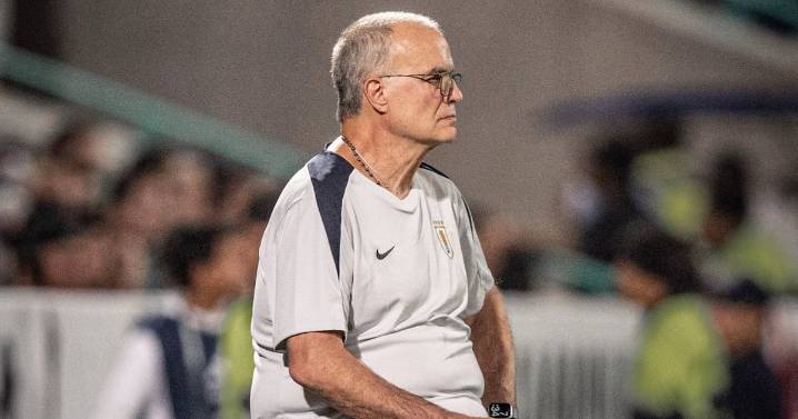 A horas de la rueda de prensa de Marcelo Bielsa: directiva de Uruguay toma una decisión sobre el futuro del técnico