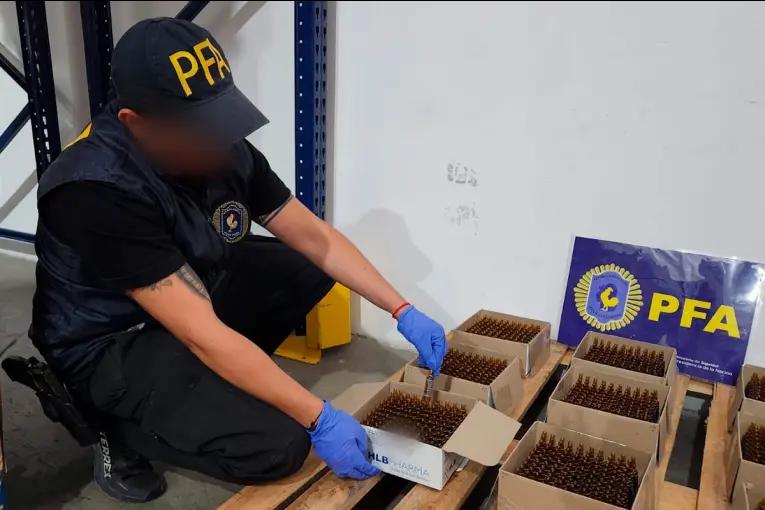 Incautaron mas de 82.000 ampollas de fentanilo contaminado tras múltiples allanamientos