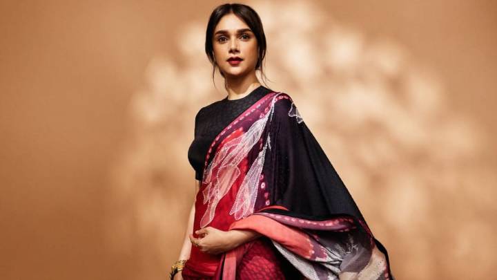 Aditi Rao Hydari Calls Out Fake WhatsApp Profile Of Her Messaging Photographers