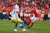 Texans’ injuries take a toll, Jaylin Smith, Darrell Taylor to IR, Alijah Huzzie activated, Matthew Wright signed