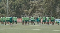 ¡El verde no quiere soltar la punta! Atlético Nacional recibe a Águilas en el día del hincha verdolaga