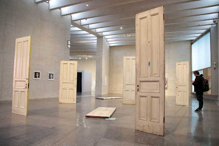 El Musac reúne 80 obras de seis décadas de trabajo en la mayor exposición de Yoko Ono en la última década en España