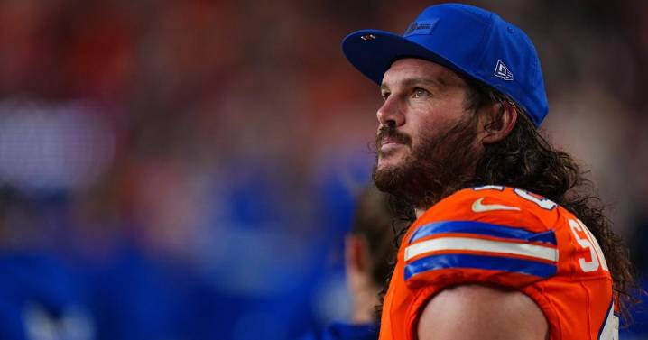 Ex-Montana State star Alex Singleton had testicular cancer surgery a day after playing NFL game