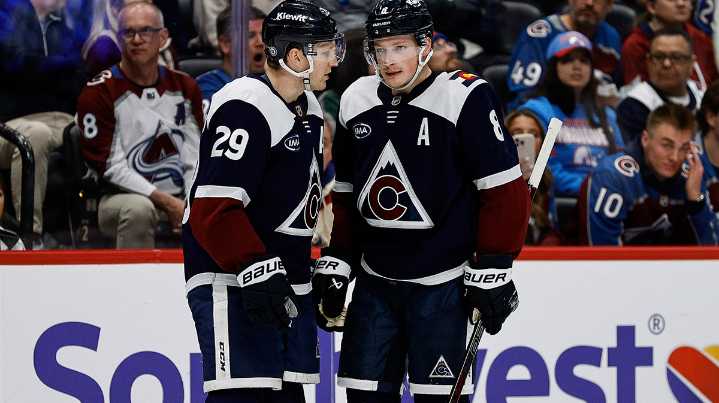 Avalanche join 4-team club in NHL history with bonkers 20