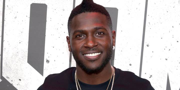 Antonio Brown Extradited From Dubai, Arrested & Facing Attempted Murder Charge | Antonio Brown